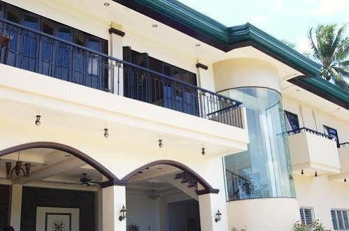 Davao Eagle Ridge Resort Εξωτερικό φωτογραφία